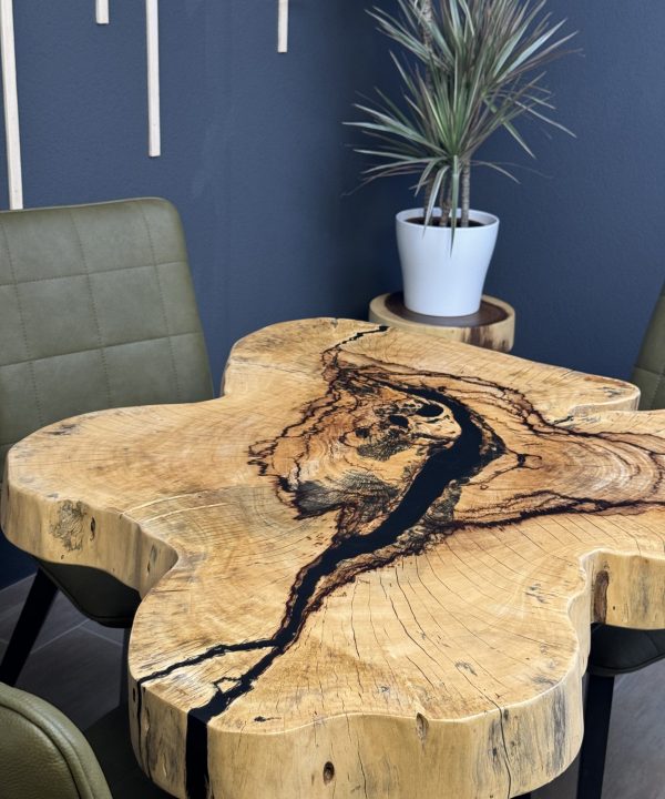 Baumscheiben Tisch aus Tamarinde